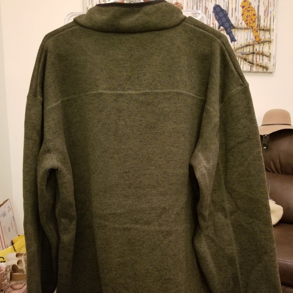 NWOT Men's Dickie's zippered pullover. - Picture 2 of 7